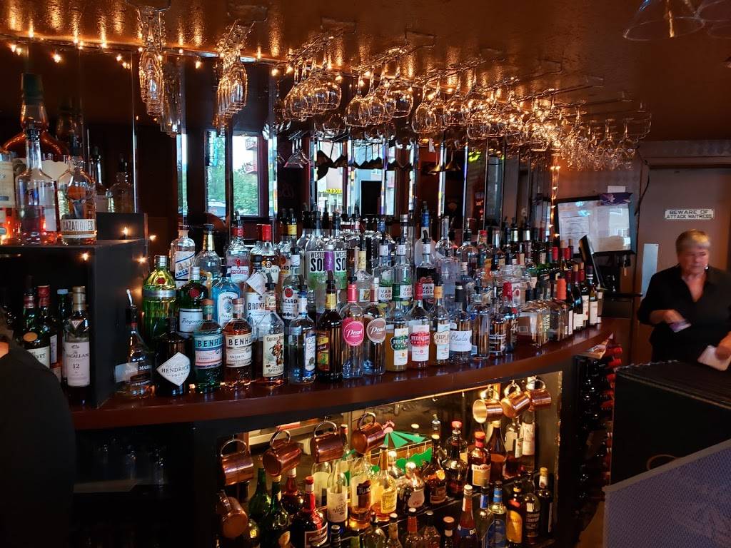 Bastiens Restaurant | restaurant | 3503 E Colfax Ave, Denver, CO 80206, USA | 3033220363 OR +1 303-322-0363