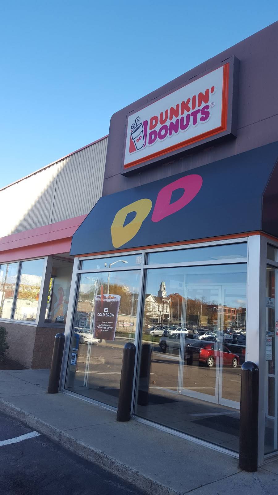 Dunkin | bakery | 66 Montello St, Brockton, MA 02301, USA | 5085839754 OR +1 508-583-9754