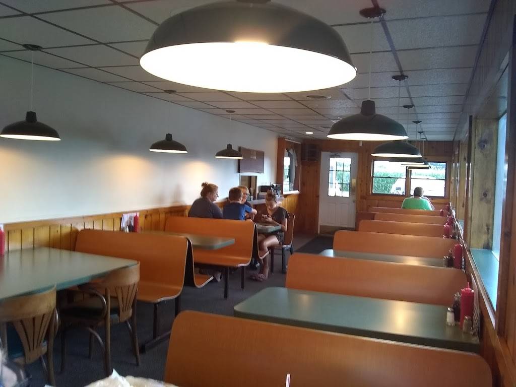 The Fence | restaurant | 1605 PA-405, Milton, PA 17847, USA | 5705242865 OR +1 570-524-2865