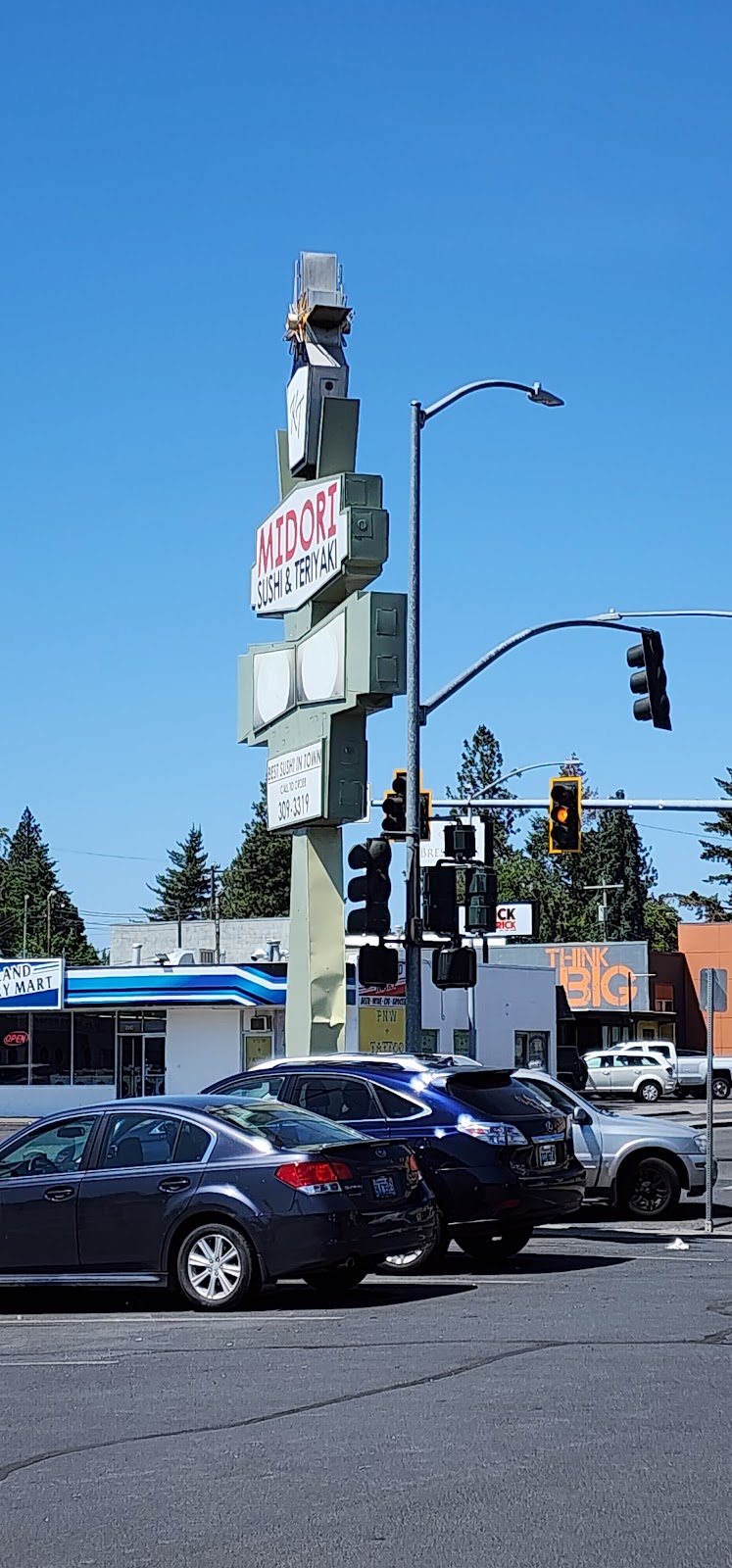 Midori Sushi and Teriyaki | restaurant | 927 W Garland Ave, Spokane, WA 99205, USA | 5093093319 OR +1 509-309-3319