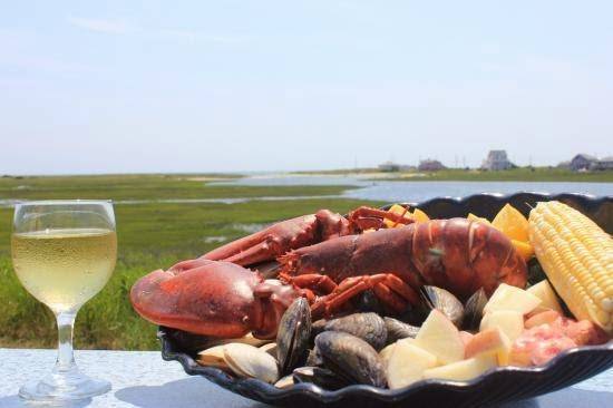 Swan River Seafood Restaurant | meal takeaway | 5 Lower County Rd, Dennis Port, MA 02639, USA | 5083944466 OR +1 508-394-4466