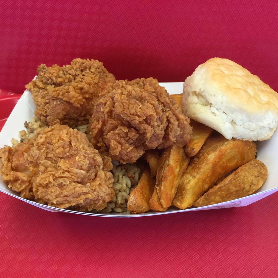 Chicken-N-Spice | restaurant | 251 N Chicago St, Joliet, IL 60432, USA | 8157271100 OR +1 815-727-1100