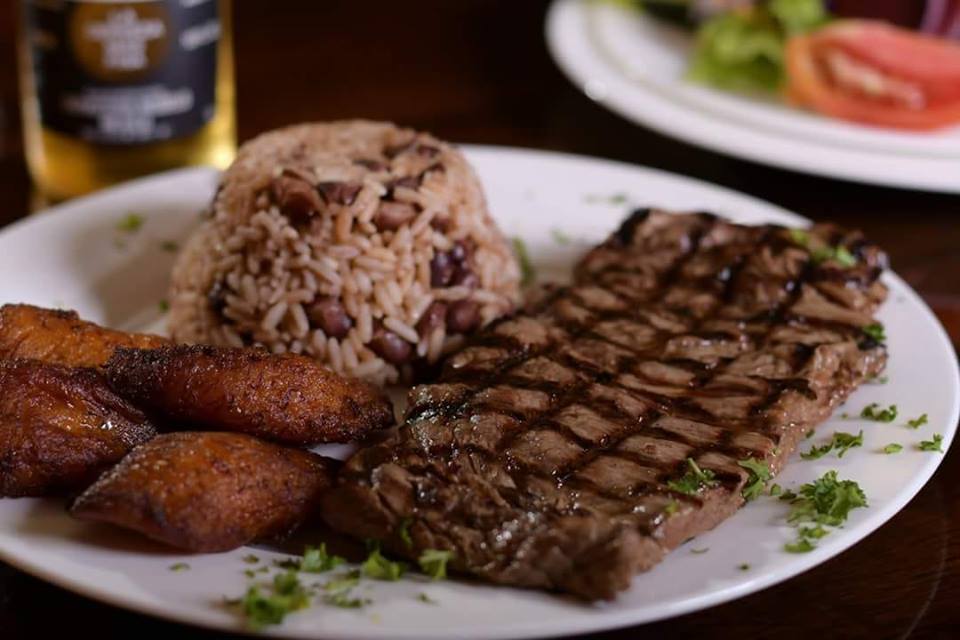 La Fogata Kendall | restaurant | 8732 Mills Dr, Miami, FL 33183, USA | 3056302600 OR +1 305-630-2600
