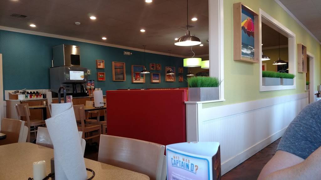 Captain Ds | restaurant | 1925 Mallory Ln, Franklin, TN 37067, USA | 6157783139 OR +1 615-778-3139