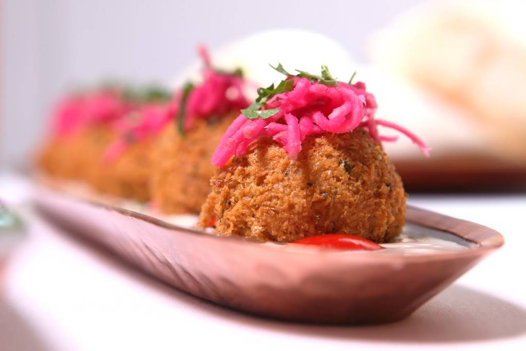 Restaurant Mont Liban | restaurant | 236 Rue Champlain, Saint-Jean-sur-Richelieu, QC J3B 6V8, Canada | 4503466636 OR +1 450-346-6636