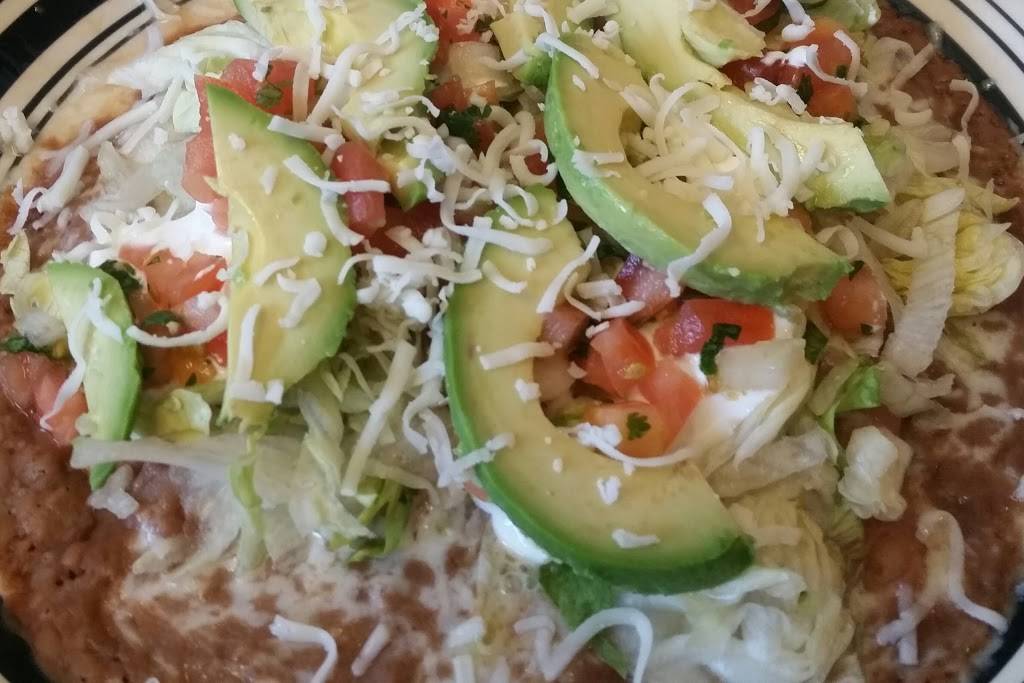 Macias El Michoacano | restaurant | 3800 Main St, Cottonwood, CA 96022, USA | 5303476036 OR +1 530-347-6036