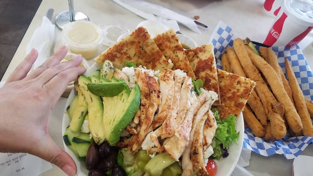 Gus Jr | restaurant | 497 E 4th St, Perris, CA 92570, USA | 9516573728 OR +1 951-657-3728