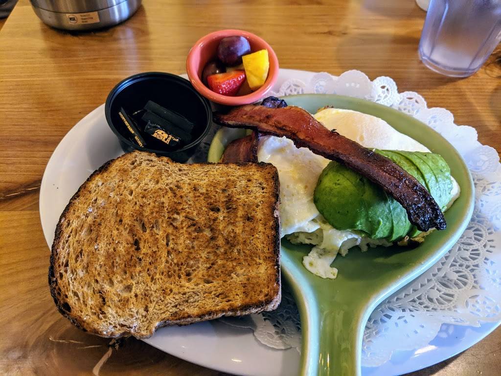 Skillets | restaurant | 4170 Tamiami Trail N, Naples, FL 34103, USA | 2392623788 OR +1 239-262-3788