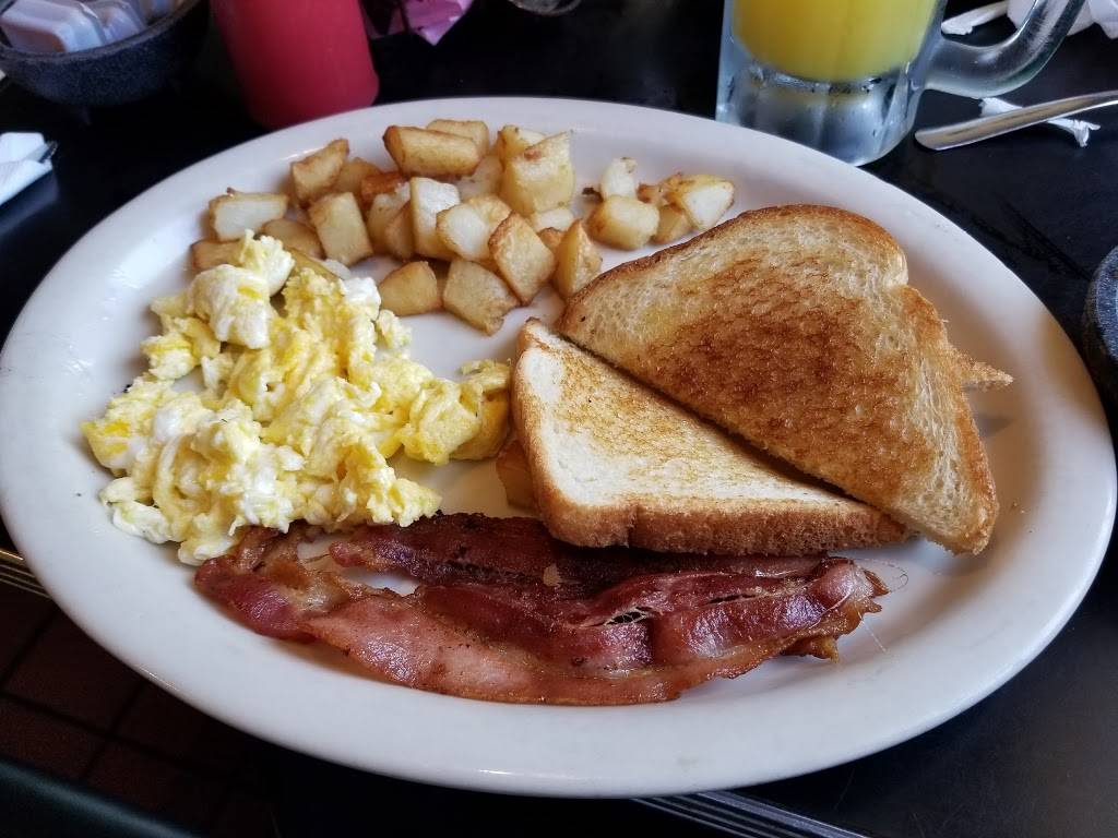 Los Lupes | restaurant | 103 E Camp Wisdom Rd, Duncanville, TX 75116, USA | 9727802722 OR +1 972-780-2722