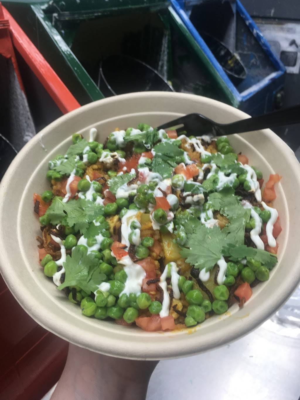 Symple Bowl | restaurant | 003 - 411 Richmond St E, Toronto, ON M5A 3S5, Canada | 4168078945 OR +1 416-807-8945