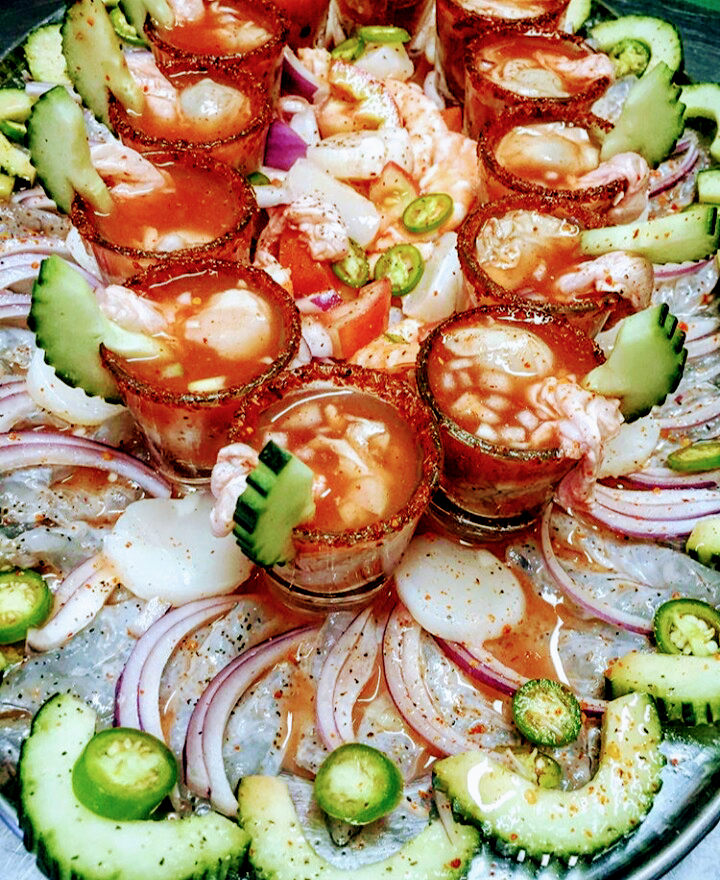 Luizon Mariscos y Sushi | restaurant | 612 Indian Hill Blvd, Pomona, CA 91767, USA | 9093984702 OR +1 909-398-4702