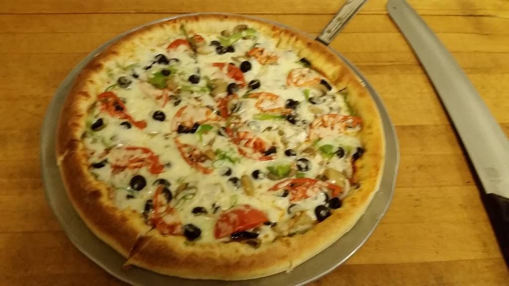 House of Pizza | restaurant | 3640 Central Ave, Charlotte, NC 28205, USA | 7045689410 OR +1 704-568-9410