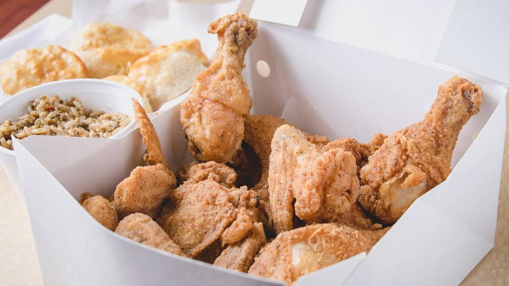 Frenchys Chicken | meal takeaway | 1110 S Victory Dr, Houston, TX 77088, USA | 8325982949 OR +1 832-598-2949