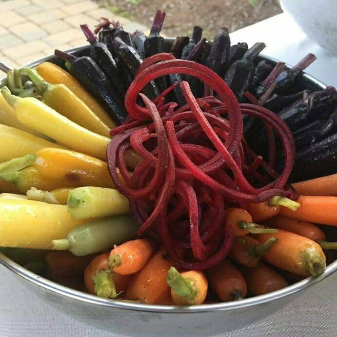 White Dog Bistro | restaurant | 68 Church St, Mathews, VA 23109, USA | 8047257680 OR +1 804-725-7680