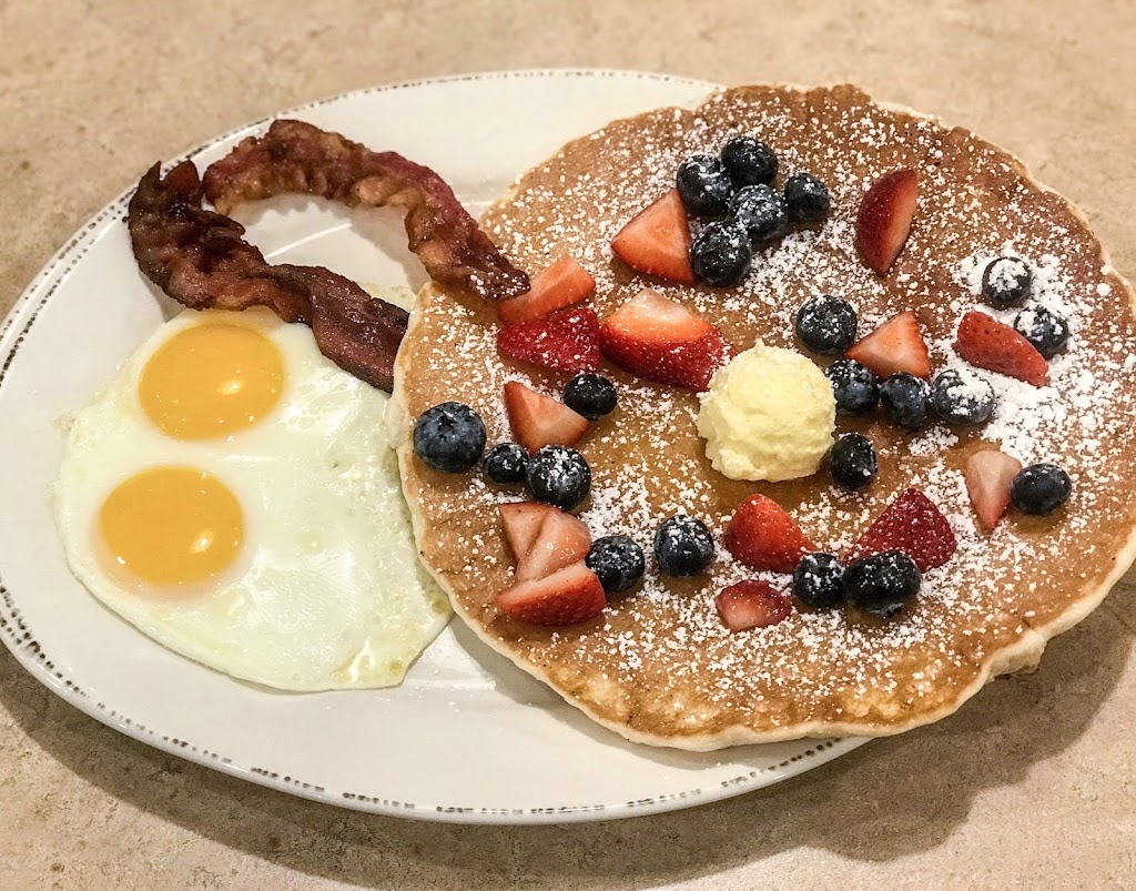 Taylors Breakfast and Lunch | restaurant | 1114 Thomas Dr, Panama City Beach, FL 32408, USA | 8502495200 OR +1 850-249-5200