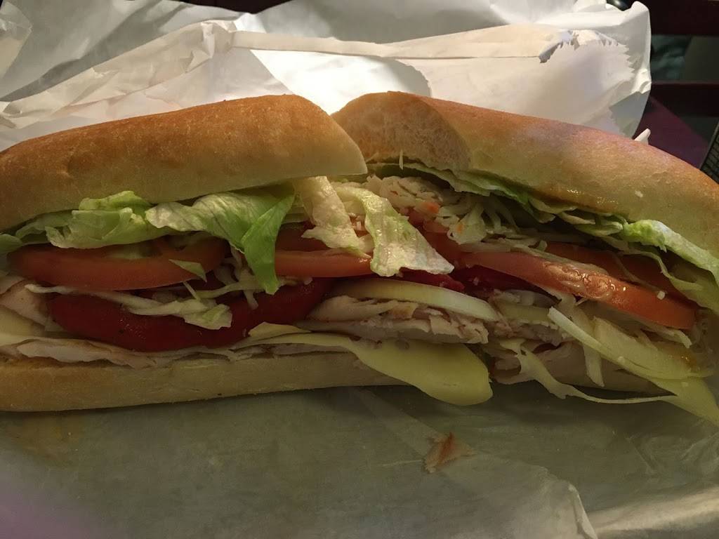 Hot Bagel | restaurant | 500 Windsor Hwy, New Windsor, NY 12553, USA | 8455680161 OR +1 845-568-0161