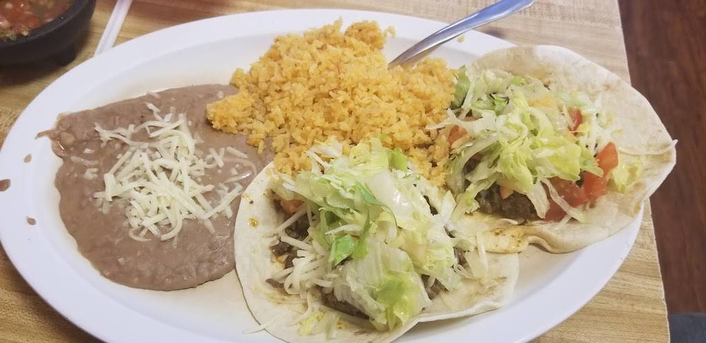 El Amigo Mexicano | restaurant | 210 W Lincoln Hwy, Schererville, IN 46375, USA | 2198653022 OR +1 219-865-3022