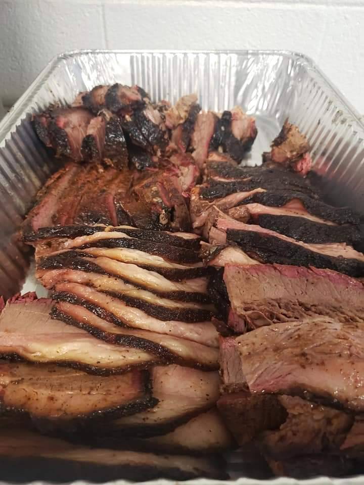 BallHoggs BBQ | restaurant | 2941 E Houston St, San Antonio, TX 78202, USA | 2105494203 OR +1 210-549-4203