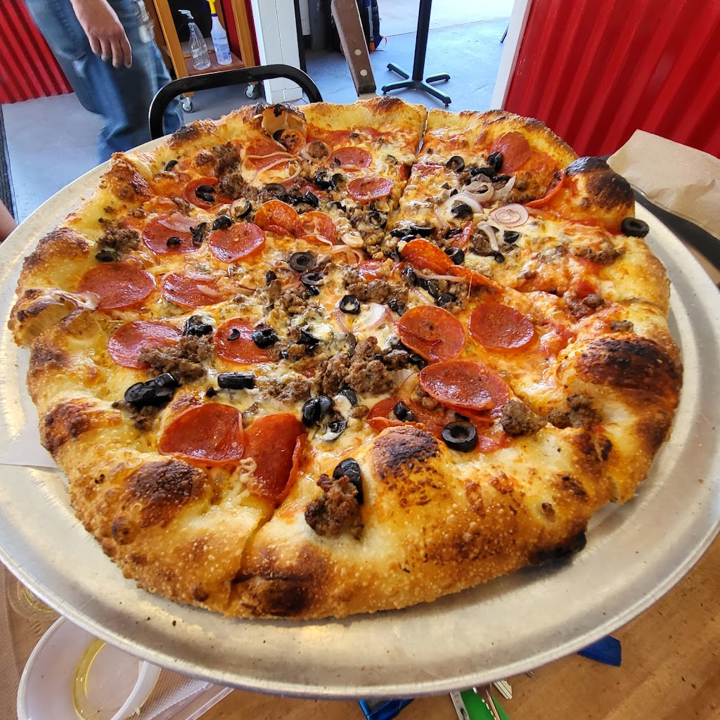 Joeys Pizza | restaurant | 201 S Maple St, Eldon, MO 65026, USA | 5735572163 OR +1 573-557-2163