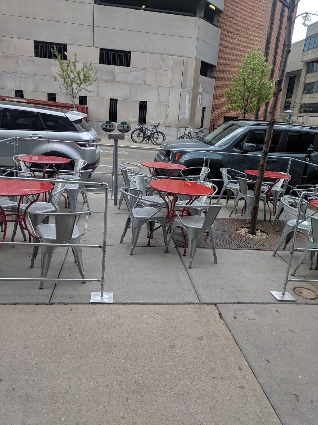 Señor Machetes | restaurant | 121 E Main St, Madison, WI 53703, USA | 6086653031 OR +1 608-665-3031