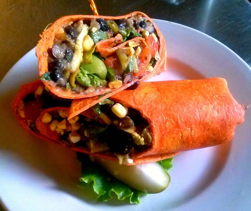 McVees | night club | 23380 Telegraph Rd, Southfield, MI 48033, USA | 2483528243 OR +1 248-352-8243