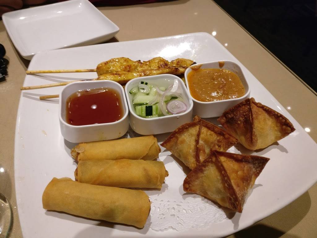 Star Anise Thai Cuisine | restaurant | 8935 Towne Centre Dr #115, San Diego, CA 92122, USA | 8585351668 OR +1 858-535-1668