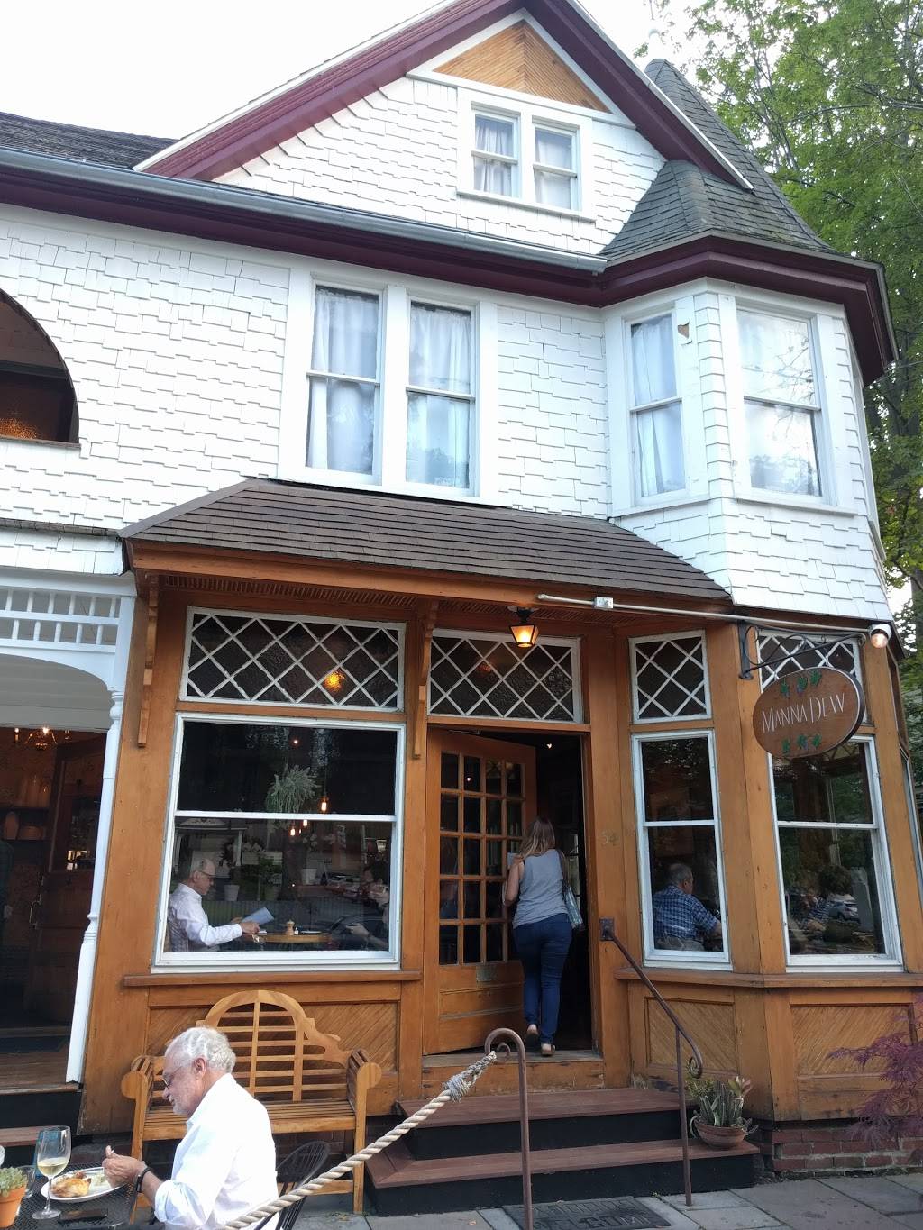 Manna Dew Cafe | restaurant | 54 Main St, Millerton, NY 12546, USA | 5187893570 OR +1 518-789-3570