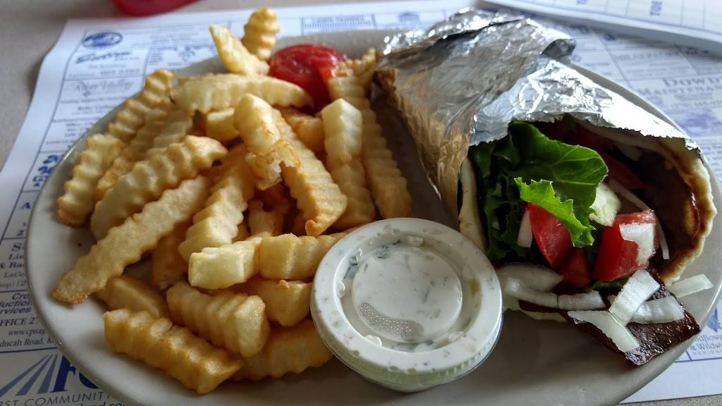 Blue Grass Restaurant | restaurant | 143 W Kentucky Dr, La Center, KY 42056, USA | 2706655391 OR +1 270-665-5391