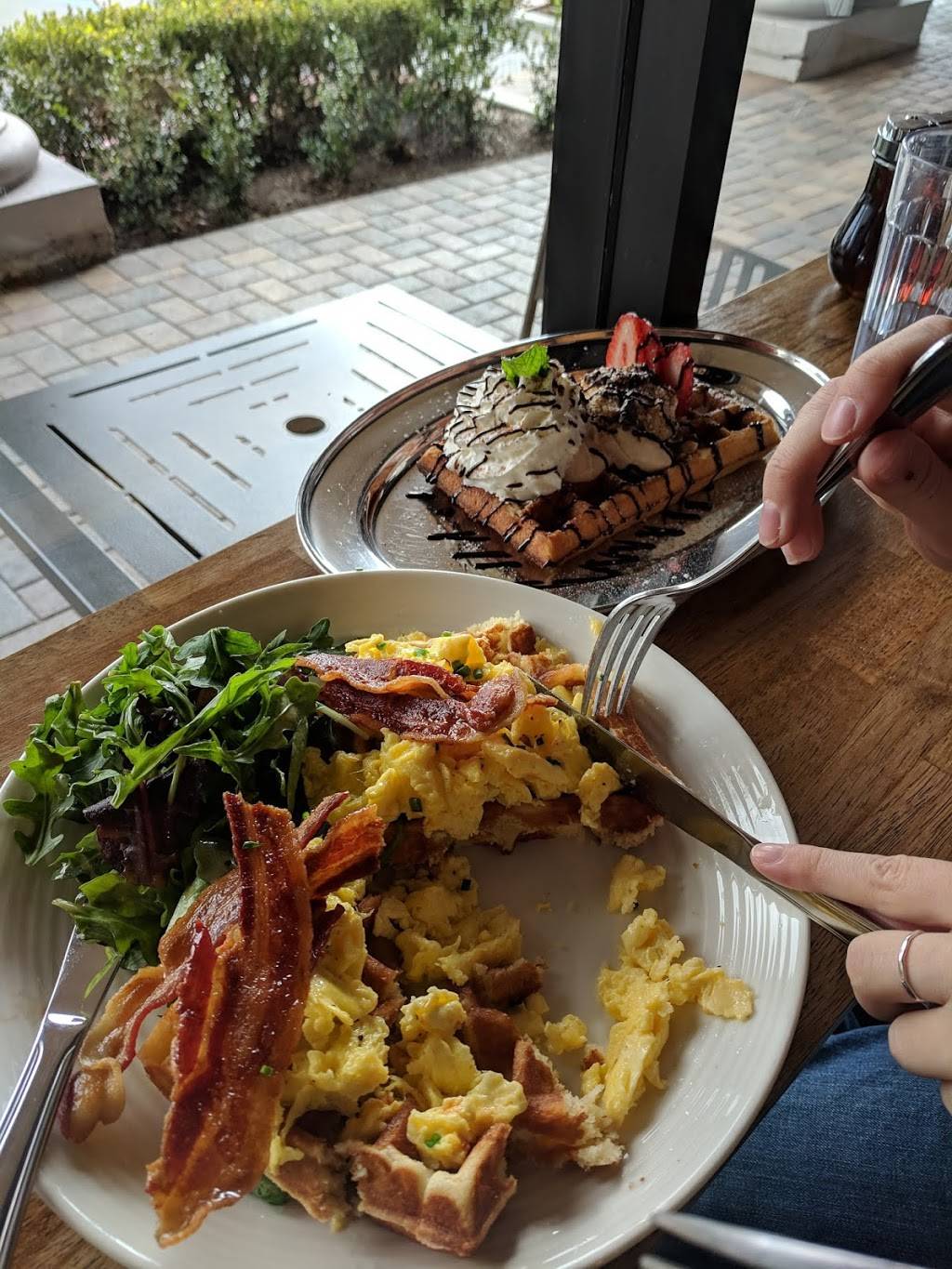 Belgium Waffle Haus | restaurant | 28241 Crown Valley Pkwy, Laguna Niguel, CA 92677, USA | 9492152950 OR +1 949-215-2950