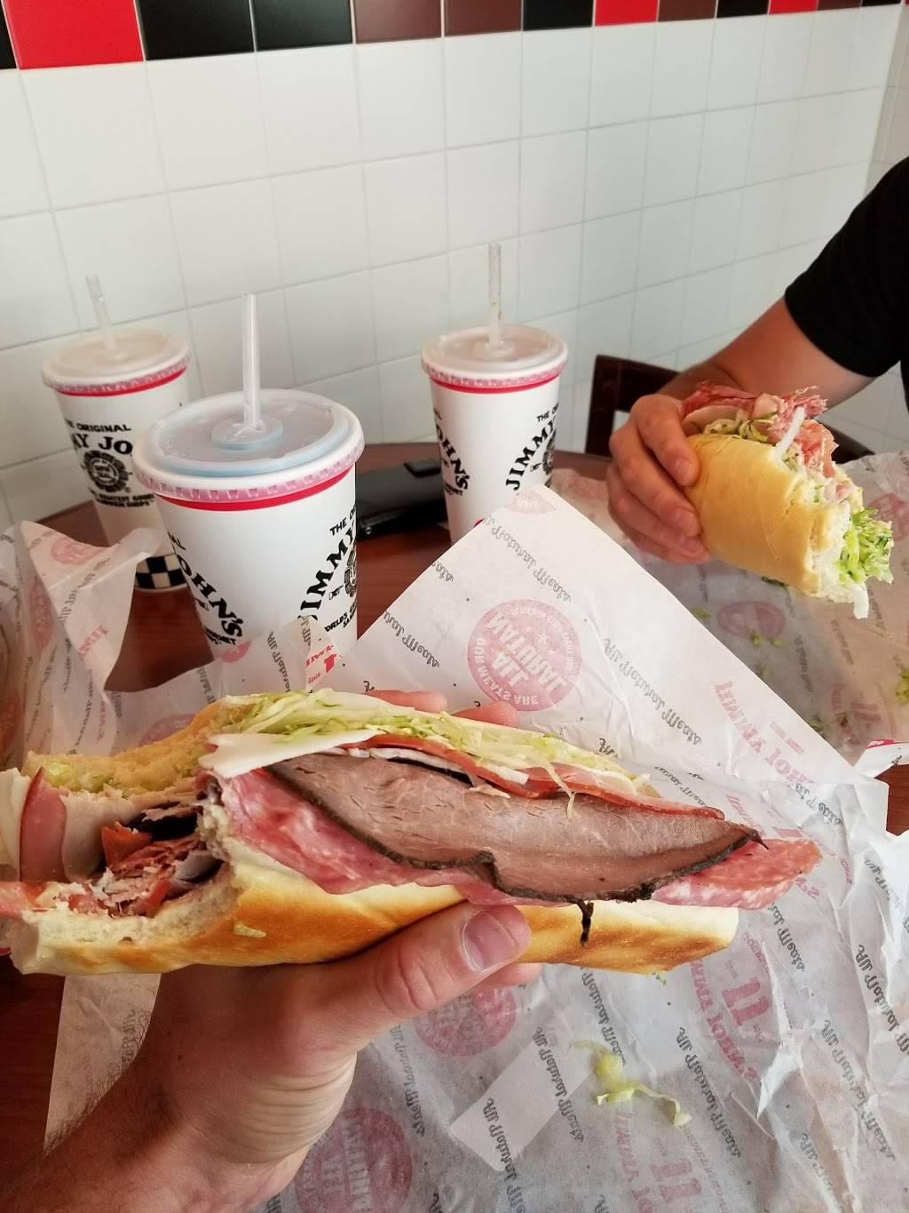 Jimmy Johns | meal delivery | 1414 Elm St, Dallas, TX 75202, USA | 2147412970 OR +1 214-741-2970