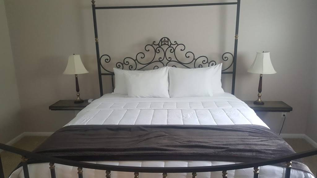 Allenberry Resort | bakery | 1559 Boiling Springs Rd, Boiling Springs, PA 17007, USA | 7172583211 OR +1 717-258-3211