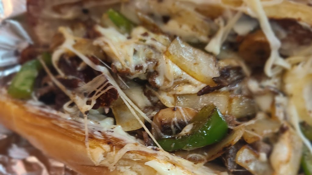 The shaq | restaurant | 1614 16th Ave E, Cordele, GA 31015, USA | 2294623665 OR +1 229-462-3665