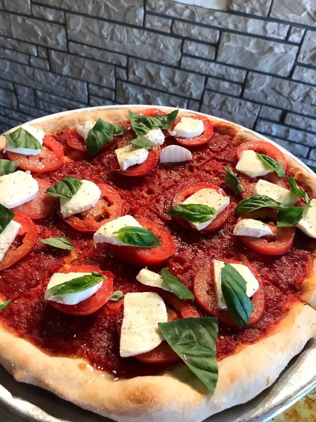 Ginos Pizza | meal delivery | 8635 Broadway, Queens, NY 11373, USA | 7186728515 OR +1 718-672-8515