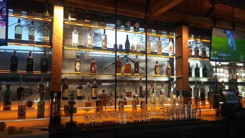 Wood Ranch BBQ & Grill | meal takeaway | The Shops at Dos Lagos, 2785 Lakeshore Dr, Corona, CA 92883, USA | 9516674200 OR +1 951-667-4200