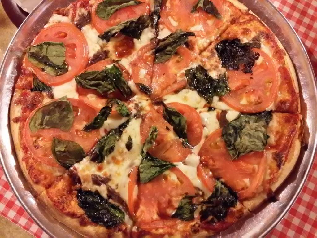 Suisse Haus Food & Spirits | meal takeaway | 1602 12th St, Monroe, WI 53566, USA | 6083253220 OR +1 608-325-3220