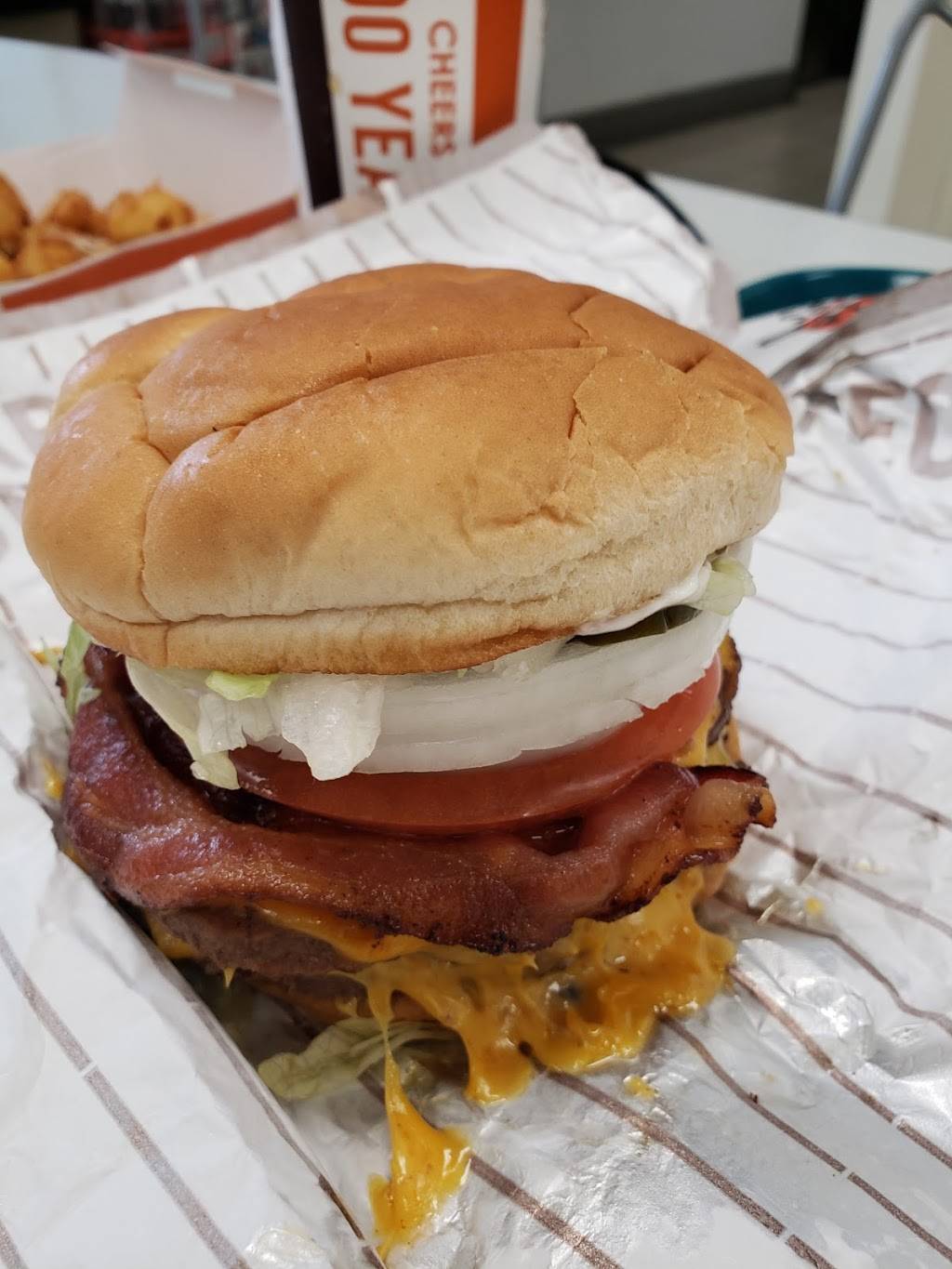 A&W | meal takeaway | 6261 E Benson Hwy, Tucson, AZ 85756, USA | 5206640907 OR +1 520-664-0907