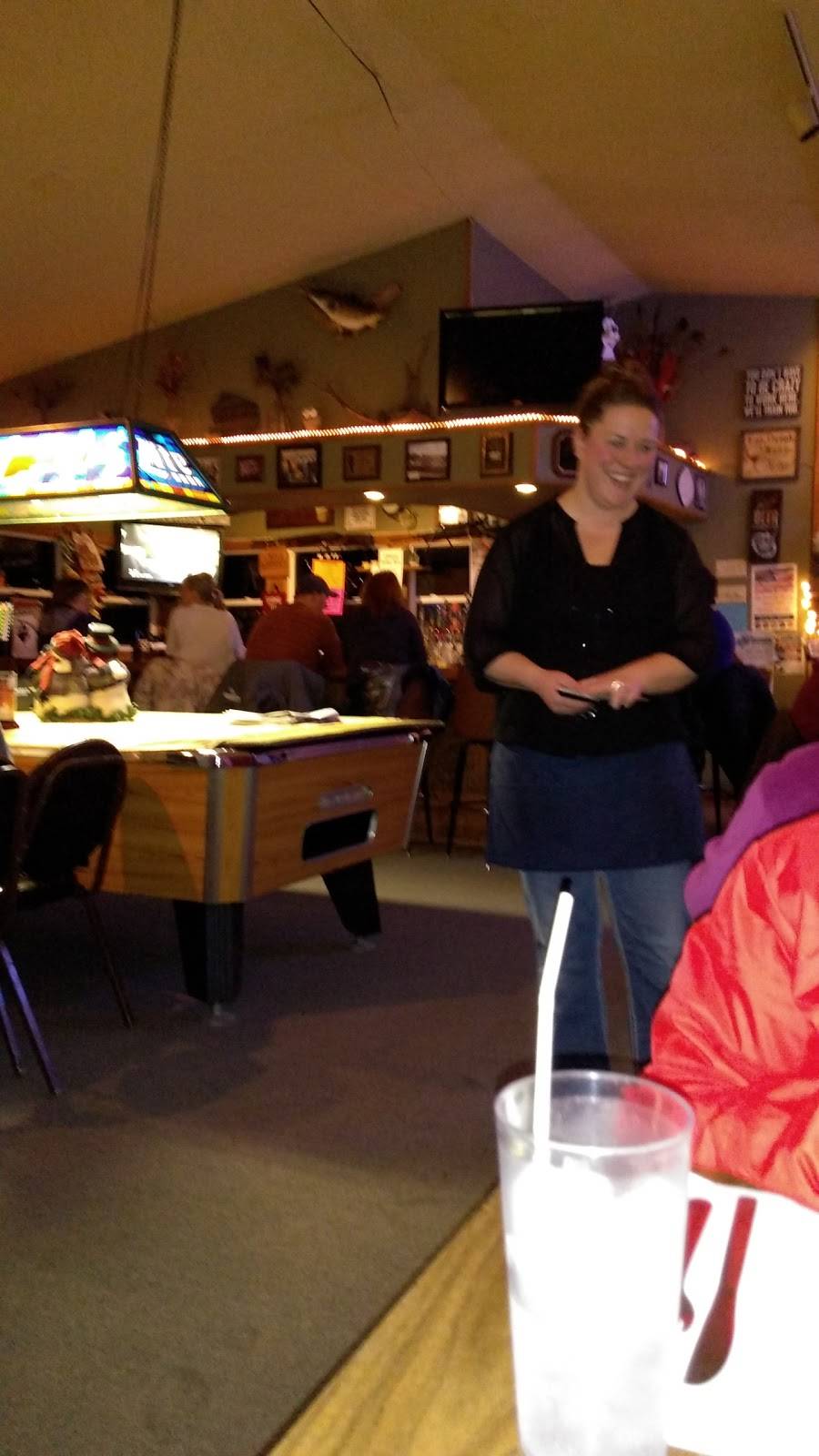 Lindas Lookout | restaurant | N8004 Co Rd A, Watertown, WI 53094, USA | 9206992137 OR +1 920-699-2137