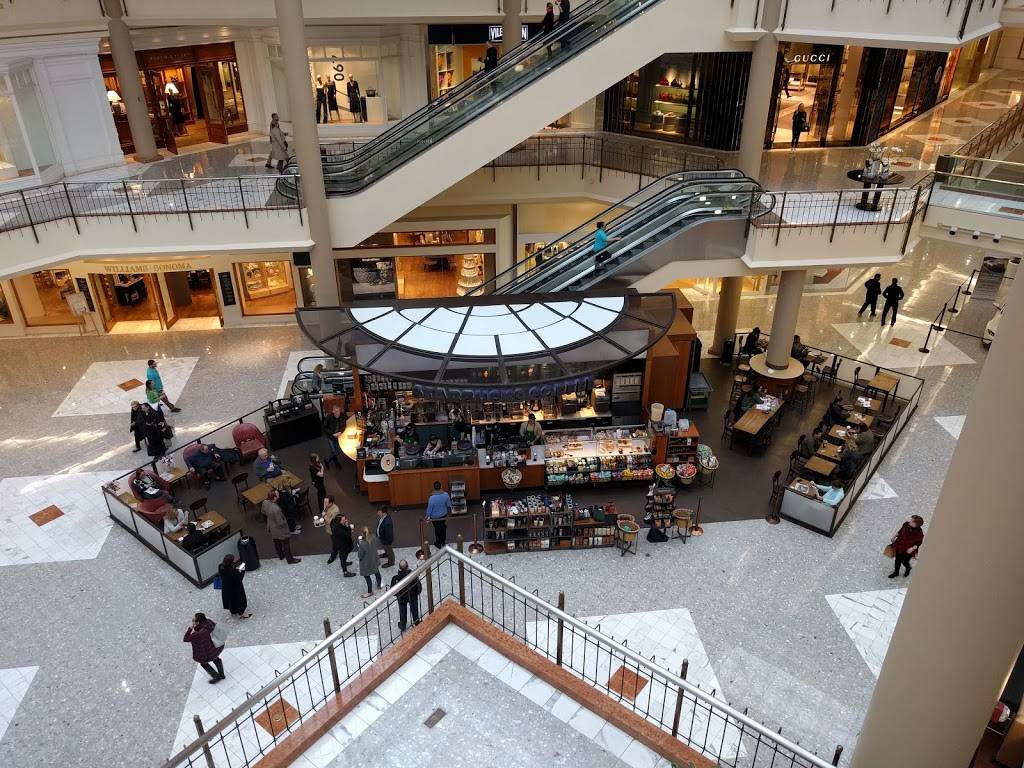 Starbucks | cafe | 2001 International Dr #109, McLean, VA 22102, USA | 7037491176 OR +1 703-749-1176