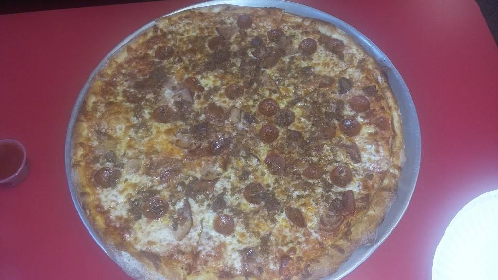 Milanos Pizza | restaurant | 2 Brookstone Plaza, Morgantown, WV 26508, USA | 3042967888 OR +1 304-296-7888