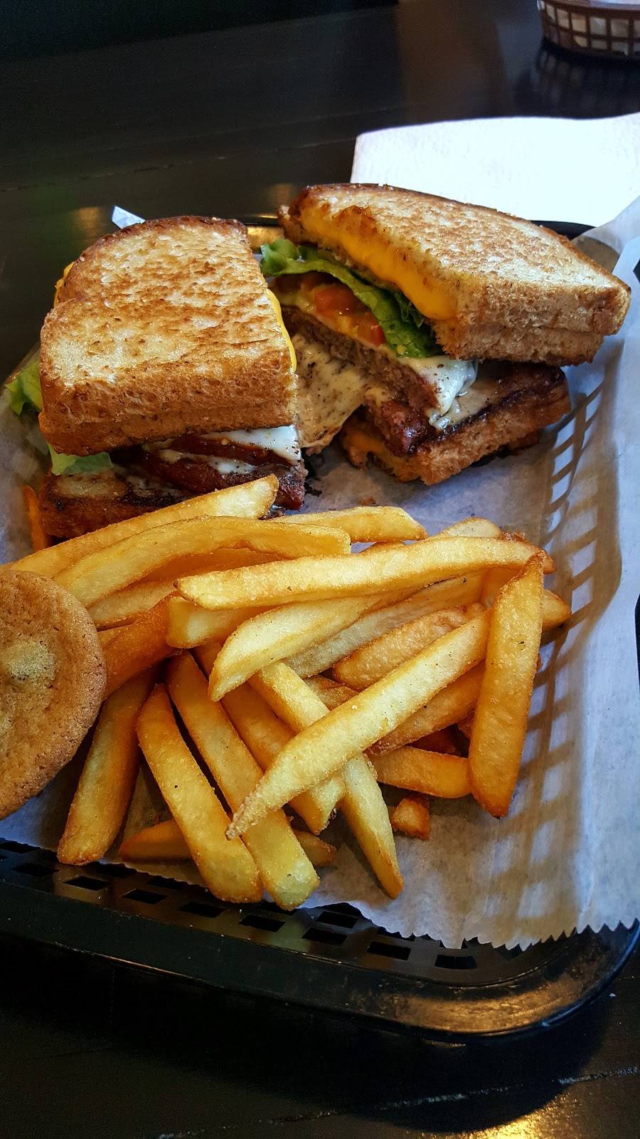 Fast Eddies Sandwich Shop | meal takeaway | 1175 East Ave, Chico, CA 95926, USA | 5303428555 OR +1 530-342-8555