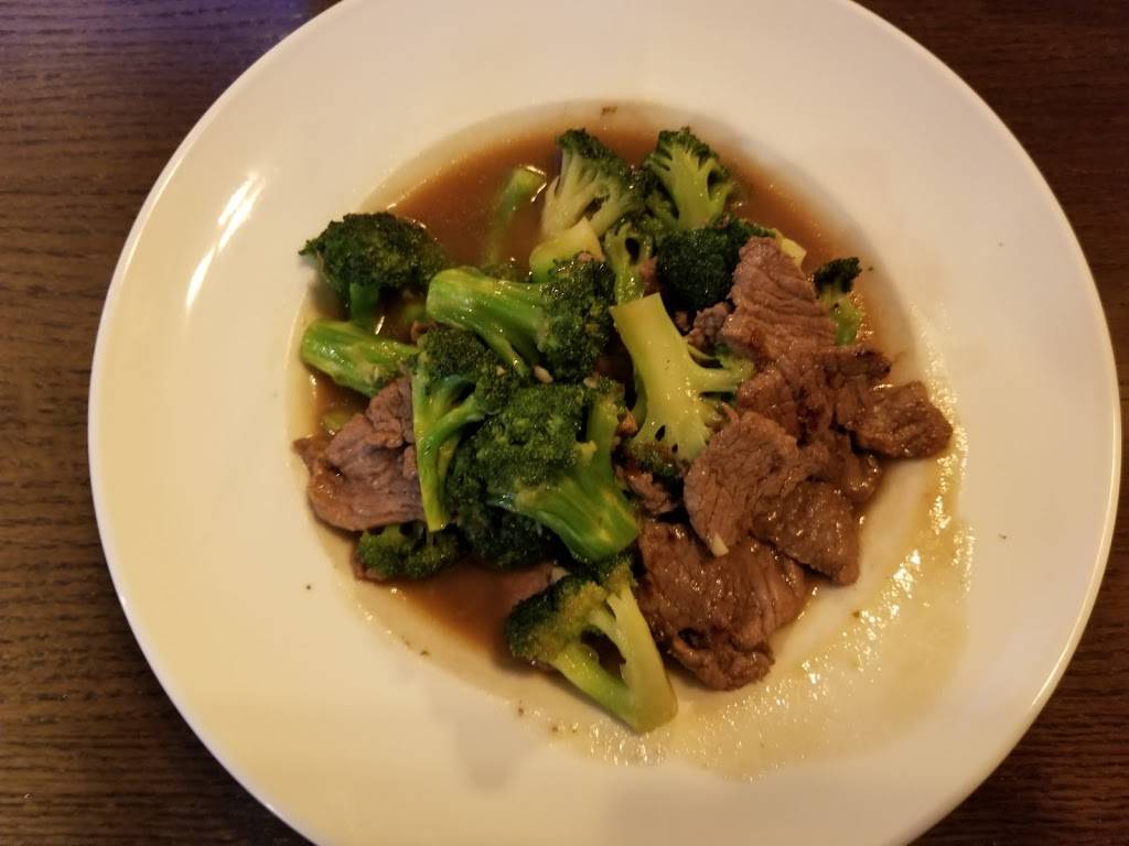 Thai Peppers Restaurant | restaurant | 5541 Merchants View Sq, Haymarket, VA 20169, USA | 7037546561 OR +1 703-754-6561