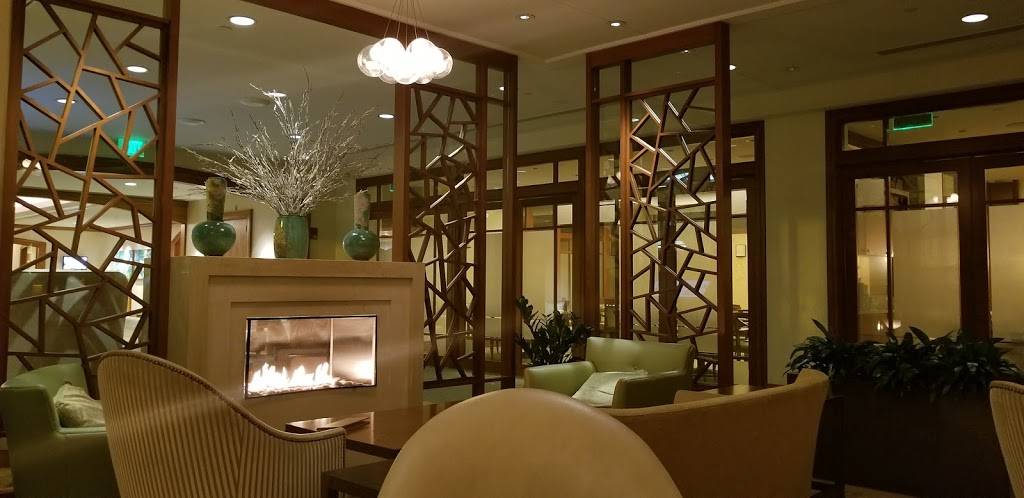 Tamo Bistro & Bar | restaurant | 1 Seaport Ln, Boston, MA 02210, USA | 6173854304 OR +1 617-385-4304