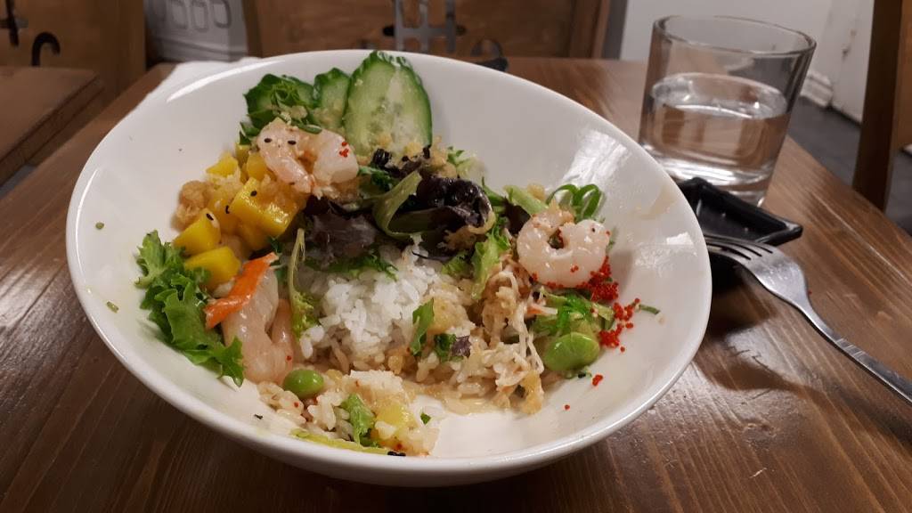 Le B-38 sushi | restaurant | 5003 Rue Beaubien E, Montréal, QC H1T 1V6, Canada | 5147256100 OR +1 514-725-6100