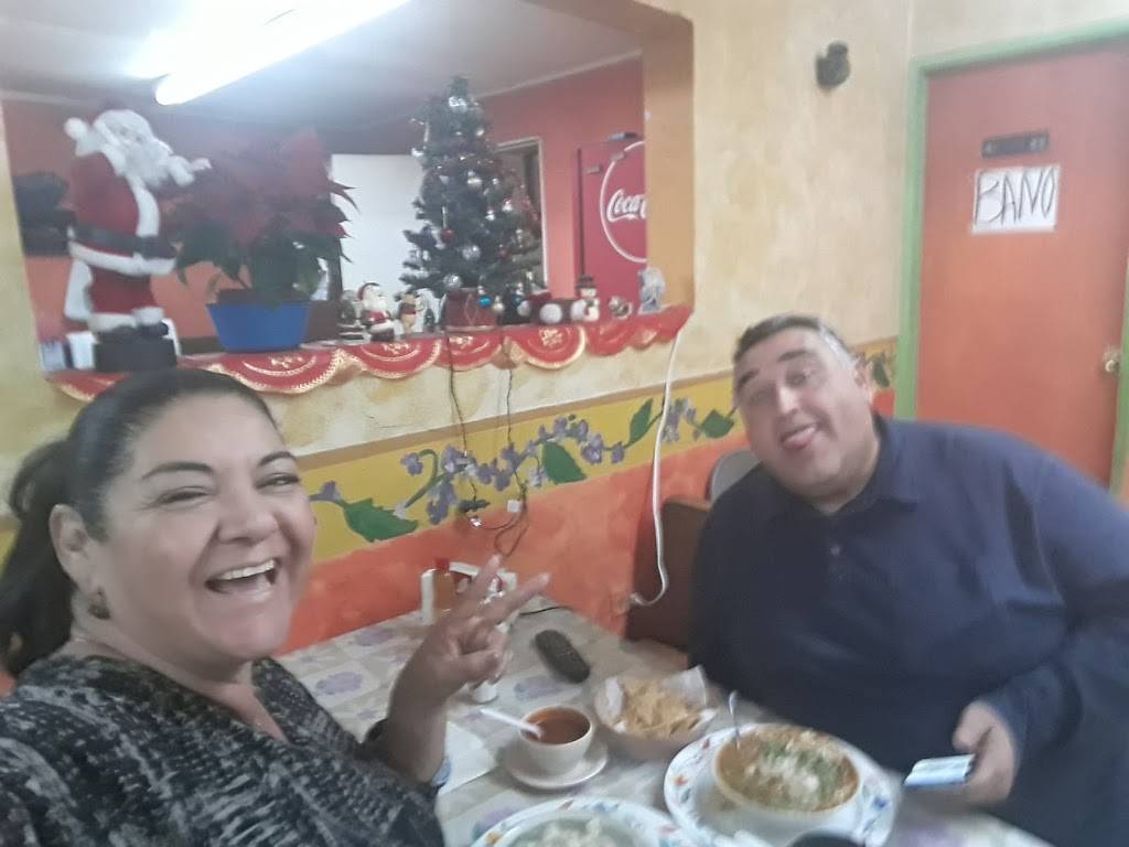 Nayarit 2 | restaurant | Av Gpe. Victoria 219, Independencia, 22840 Ensenada, B.C., Mexico | 016461761527 OR +52 646 176 1527