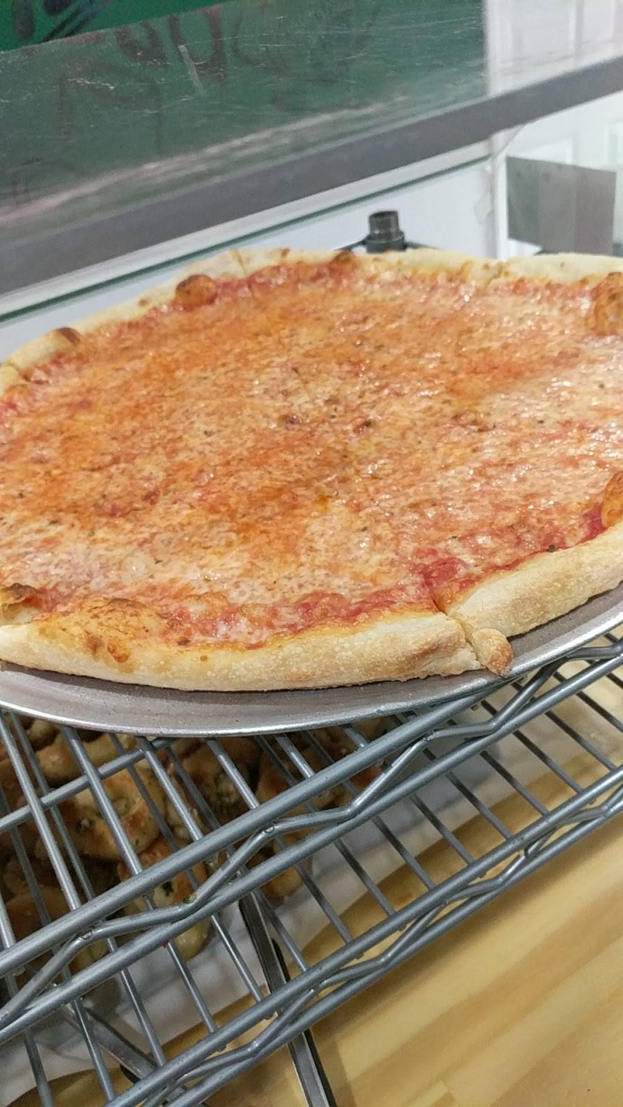 Elvios Pizzeria | restaurant | 60 Whittier Hwy, Moultonborough, NH 03254, USA | 6032539824 OR +1 603-253-9824