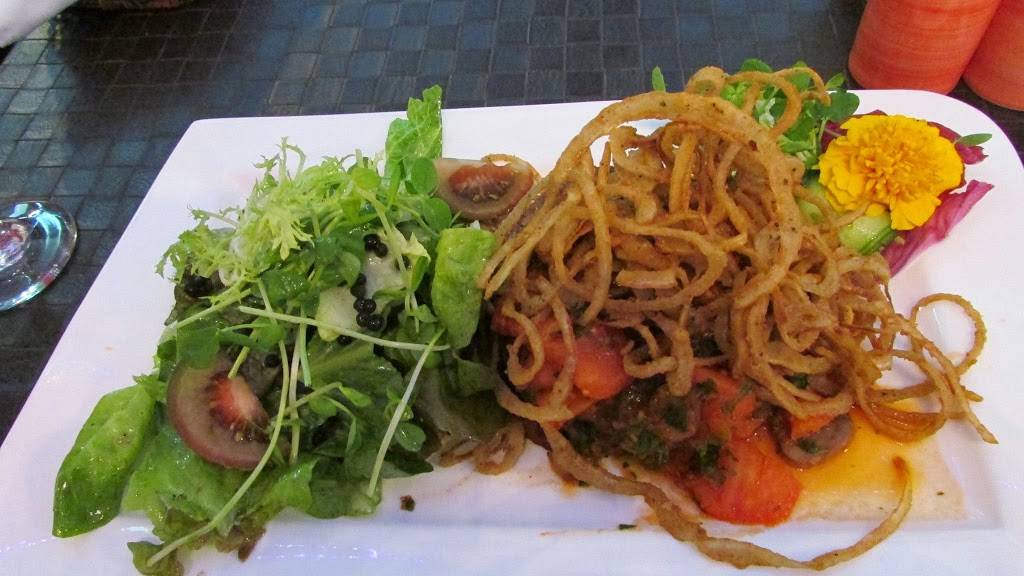 Graystones Restaurant | restaurant | 14889 Yonge St, Aurora, ON L4G 1M6, Canada | 9057279561 OR +1 905-727-9561