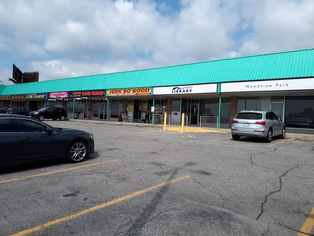 Jerk So Good | restaurant | 2 Bradstock Rd, Toronto, ON M6P 1N1, Canada | 4167455561 OR +1 416-745-5561