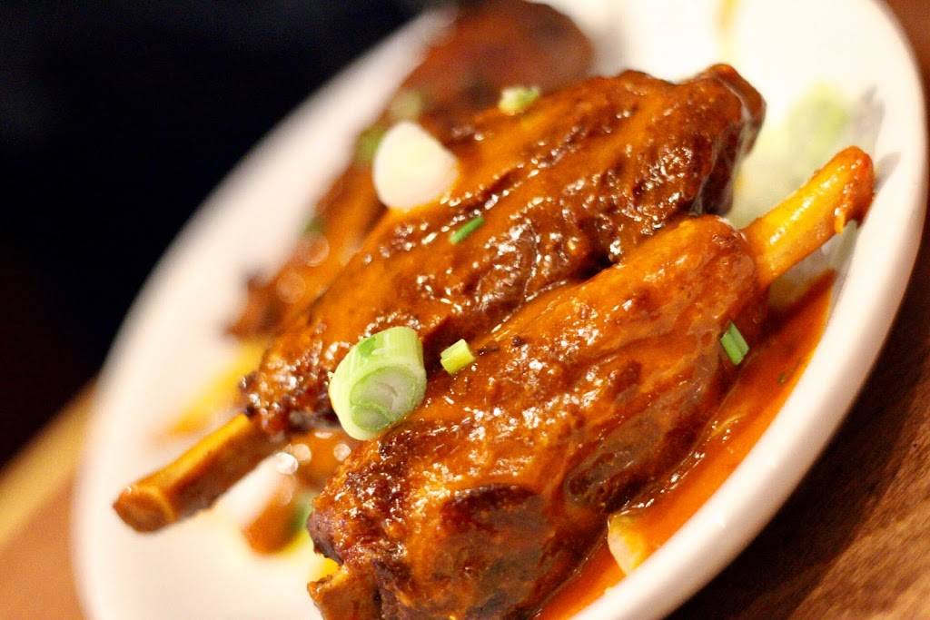 Flo & Santos | restaurant | 1310 S Wabash Ave, Chicago, IL 60605, USA | 3125669817 OR +1 312-566-9817