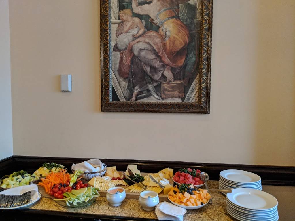 The Carltun | restaurant | 1899 Hempstead Turnpike, East Meadow, NY 11554, USA | 5165420700 OR +1 516-542-0700