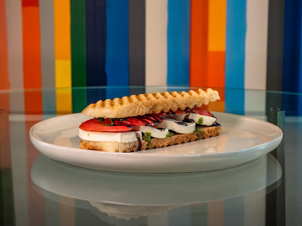 Soleil Café | cafe | 1025 S 6th St, Springfield, IL 62703, USA | 217528754114936 OR +1 217-528-7541 ext. 14936